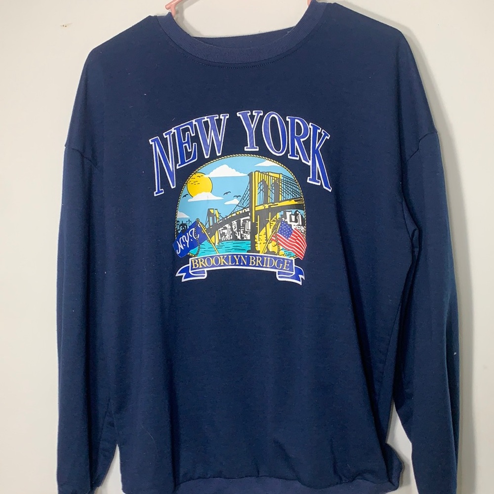 sweatshirt